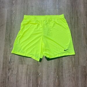 Nike Mens Dri Fit Classic 11 Slim Fit Shorts Volt Green Sz XL DH8127-448